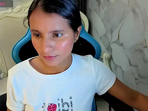 Snapshot of Cataleya23_a chatting on June 11, 8:18 pm Cataleya23 a online show from June 11, 8:18 pm