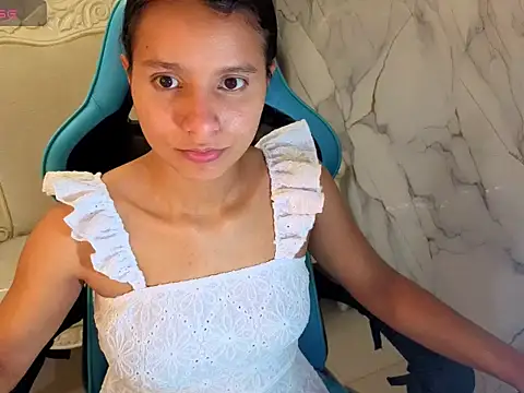 Snapshot of Cataleya23_a chatting on June 16, 8:11 pm Cataleya23 a online show from June 16, 8:11 pm