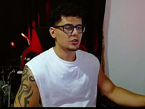 Logan0626 online show from February 17, 12:18 am