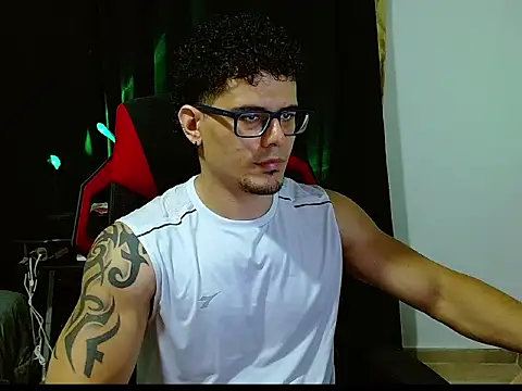 Logan0626 online show from February 19, 12:28 am