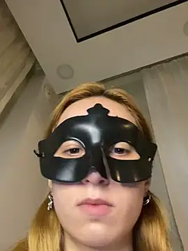 Snapshot of seluna_baby chatting on June 3, 8:14 pm seluna baby online show from June 3, 8:14 pm
