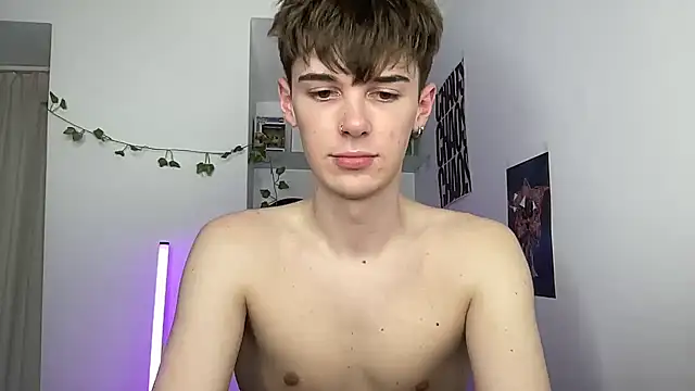 YourMilkyGuy online show from June 3, 2:33 pm