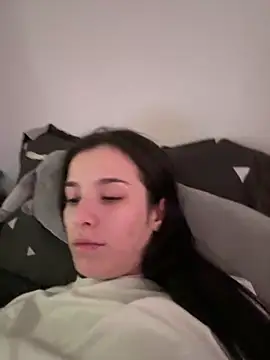 BellaDreamss online show from May 6, 9:14 am