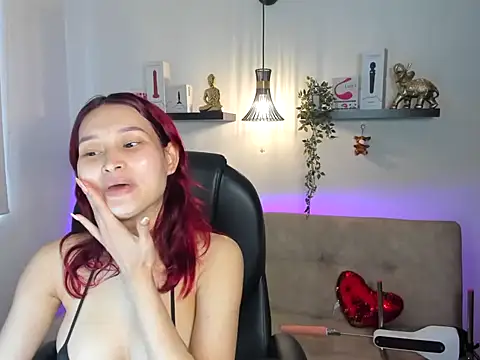 naomy stanley online show from May 24, 8:47 pm
