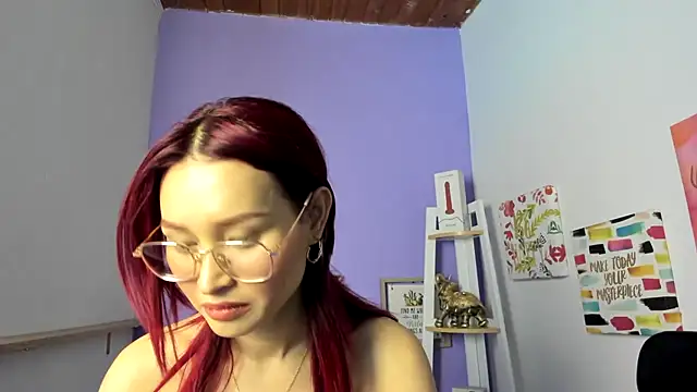 Snapshot of naomy_stanley chatting on July 7, 3:42 am naomy stanley online show from July 7, 3:42 am