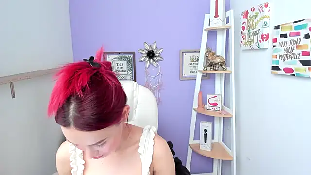 Snapshot of naomy_stanley chatting on July 11, 1:36 pm naomy stanley online show from July 11, 1:36 pm