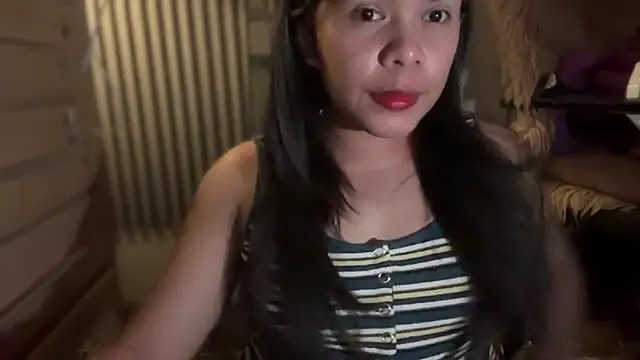 Snapshot of Mooree_naba chatting on June 26, 12:31 pm Mooree naba online show from June 26, 12:31 pm