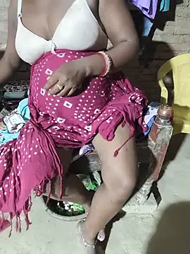 PRIYAGOYAL online show from June 16, 4:42 pm