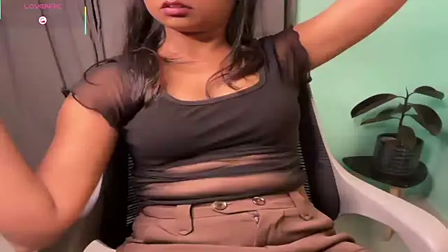 Snapshot of kamyaahh chatting on March 20, 6:35 pm kamyaahh online show from March 20, 6:35 pm