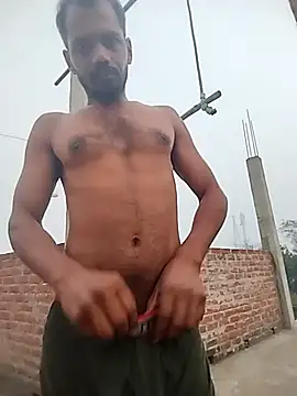 Snapshot of Daddyishere_19 chatting on March 11, 12:38 am Daddyishere 19 online show from March 11, 12:38 am