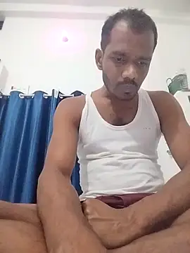 Snapshot of Daddyishere_19 chatting on March 21, 5:05 pm Daddyishere 19 online show from March 21, 5:05 pm