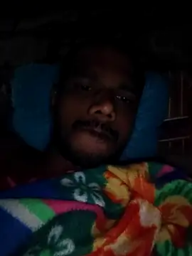 Snapshot of Daddyishere_19 chatting on July 6, 4:42 pm Daddyishere 19 online show from July 6, 4:42 pm
