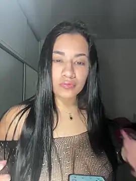 Snapshot of Agusgold22 chatting on February 11, 10:53 am Agusgold22 online show from February 11, 10:53 am