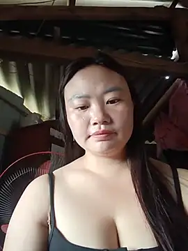 lisn-cute online show from May 15, 12:28 am