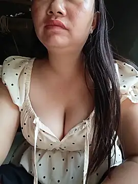 lisn-cute online show from June 23, 12:19 am