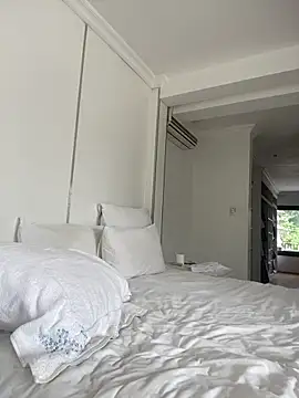 kentrella04 online show from March 9, 1:37 pm