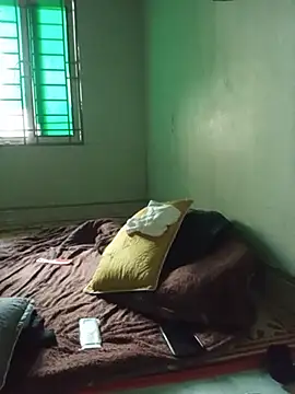 Snapshot of aiai220 chatting on May 16, 2:19 am aiai220 online show from May 16, 2:19 am