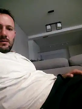 Snapshot of defaktor chatting on February 19, 8:38 pm defaktor online show from February 19, 8:38 pm