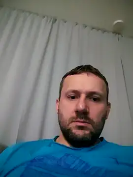 Snapshot of defaktor chatting on March 1, 8:00 pm defaktor online show from March 1, 8:00 pm