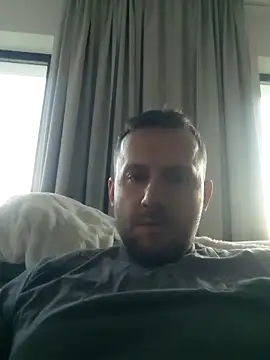 Snapshot of defaktor chatting on March 13, 4:35 pm defaktor online show from March 13, 4:35 pm