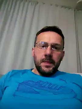 Snapshot of defaktor chatting on March 28, 10:20 pm defaktor online show from March 28, 10:20 pm