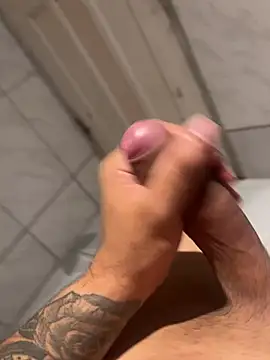 Snapshot of novinhogozando chatting on February 14, 5:59 am novinhogozando online show from February 14, 5:59 am