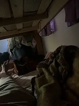 Snapshot of novinhogozando chatting on February 16, 1:51 pm novinhogozando online show from February 16, 1:51 pm