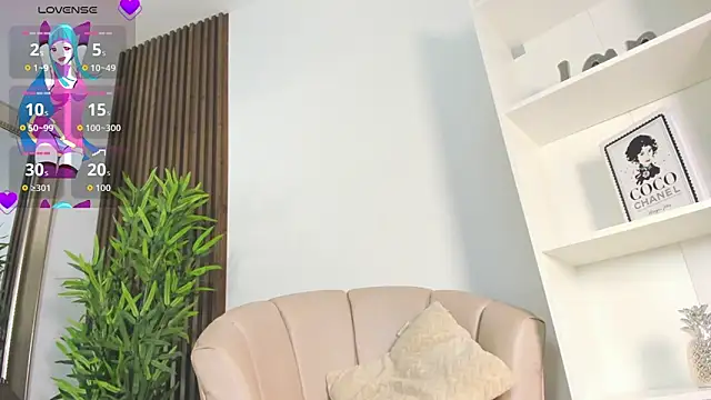 velvetnami online show from March 17, 12:30 pm