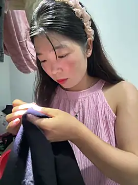 cuty lusy online show from July 16, 1:17 pm