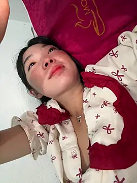cuty lusy online show from July 31, 1:10 pm