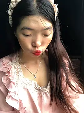 cuty lusy online show from August 4, 12:47 am