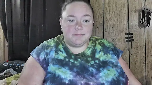 ladylynn13 online show from June 16, 8:55 pm