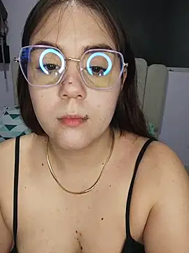 its lauu  online show from February 22, 3:40 am