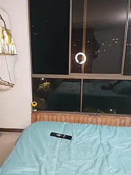 its lauu  online show from February 27, 4:01 am