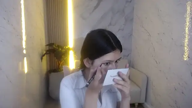 dani tf online show from February 28, 1:12 pm