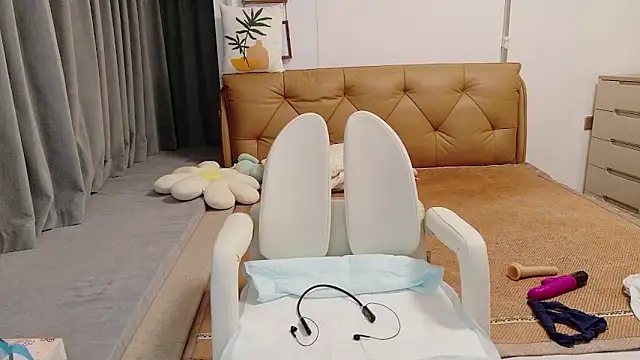 xiaojie jie online show from June 8, 3:56 pm