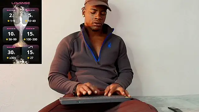 Snapshot of Lebron_black_ chatting on July 8, 2:10 pm Lebron black online show from July 8, 2:10 pm