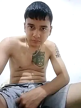 Snapshot of AlexSecret10 chatting on February 7, 8:01 pm AlexSecret10 online show from February 7, 8:01 pm