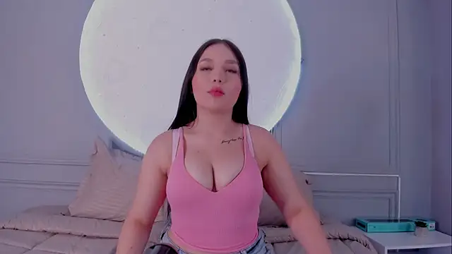 CatalinaLopez  online show from February 9, 8:24 pm