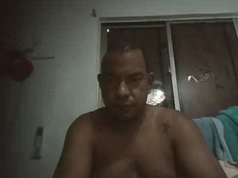 Quillero18 online show from February 13, 3:41 pm