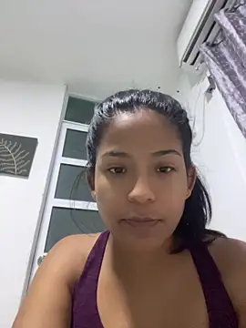 Snapshot of BabyFoxy chatting on July 28, 2:18 am BabyFoxy online show from July 28, 2:18 am