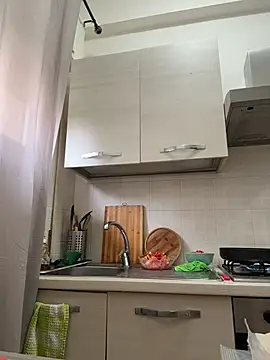 AlessiaandJay online show from May 10, 11:37 am