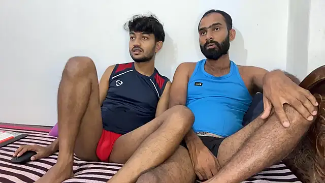 DesiDaddyandSon online show from May 12, 3:42 pm
