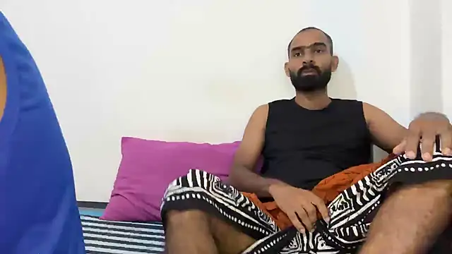 DesiDaddyandSon online show from June 4, 2:50 am