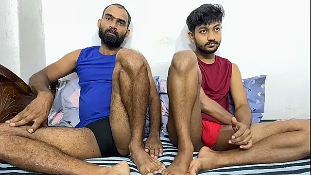 DesiDaddyandSon online show from June 21, 1:52 am