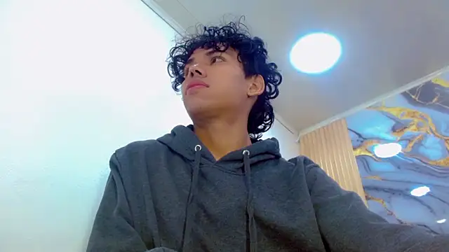 DaviidBuckx  online show from February 23, 2:42 am