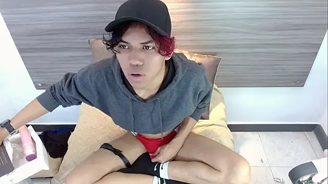 DaviidBuckx  online show from April 25, 8:39 am