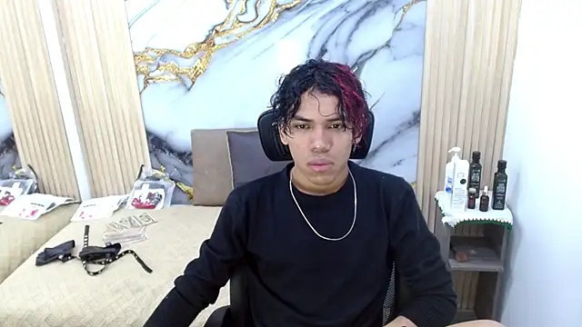 Snapshot of DaviidBuckx_ chatting on May 6, 2:19 am DaviidBuckx online show from May 6, 2:19 am