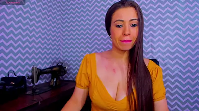hanna hell  online show from March 16, 3:49 pm