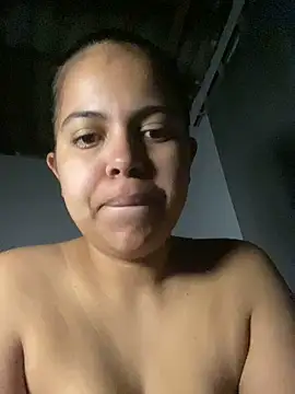 Liah Luccas online show from July 14, 5:45 am